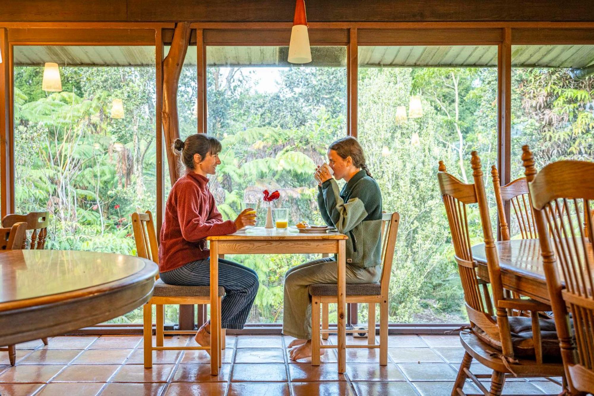 Volcano Inn Bed N Breakfast Eksteriør billede